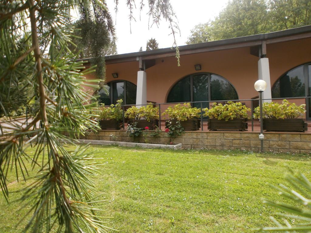 Camping Village Il Poggetto Troghi Luaran gambar