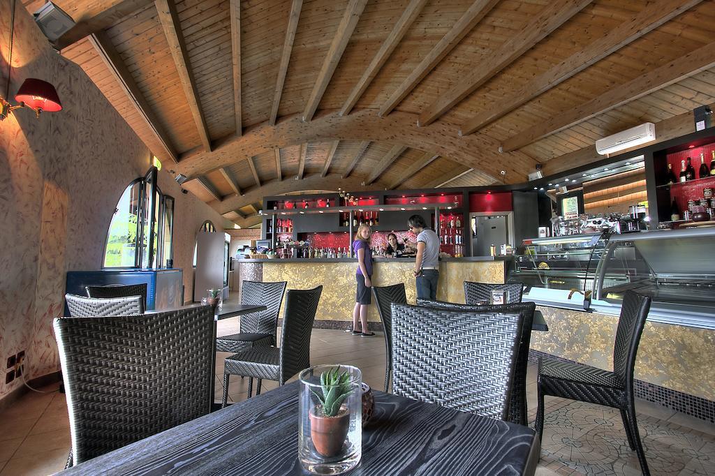 Camping Village Il Poggetto Troghi Luaran gambar