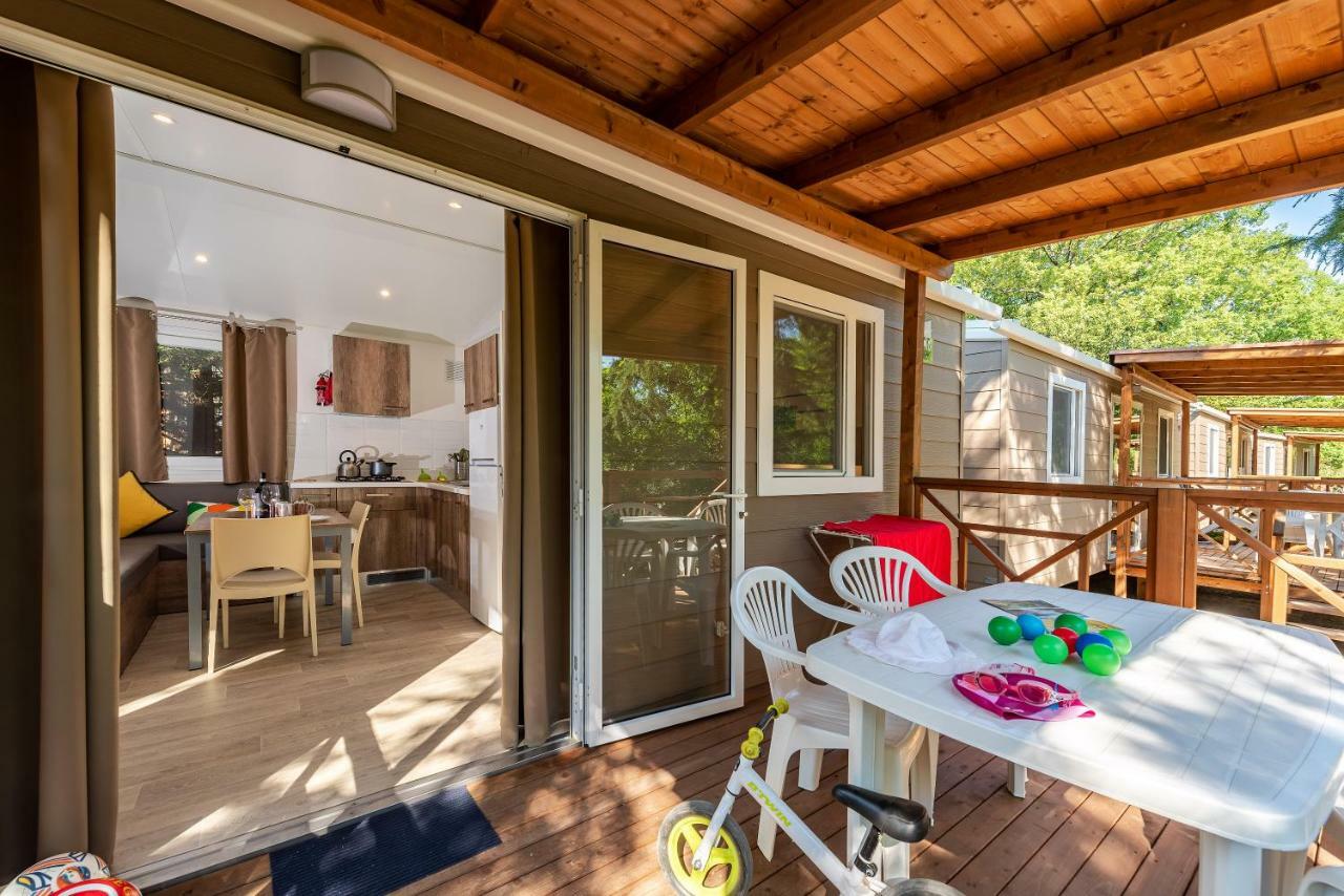 Camping Village Il Poggetto Troghi Luaran gambar