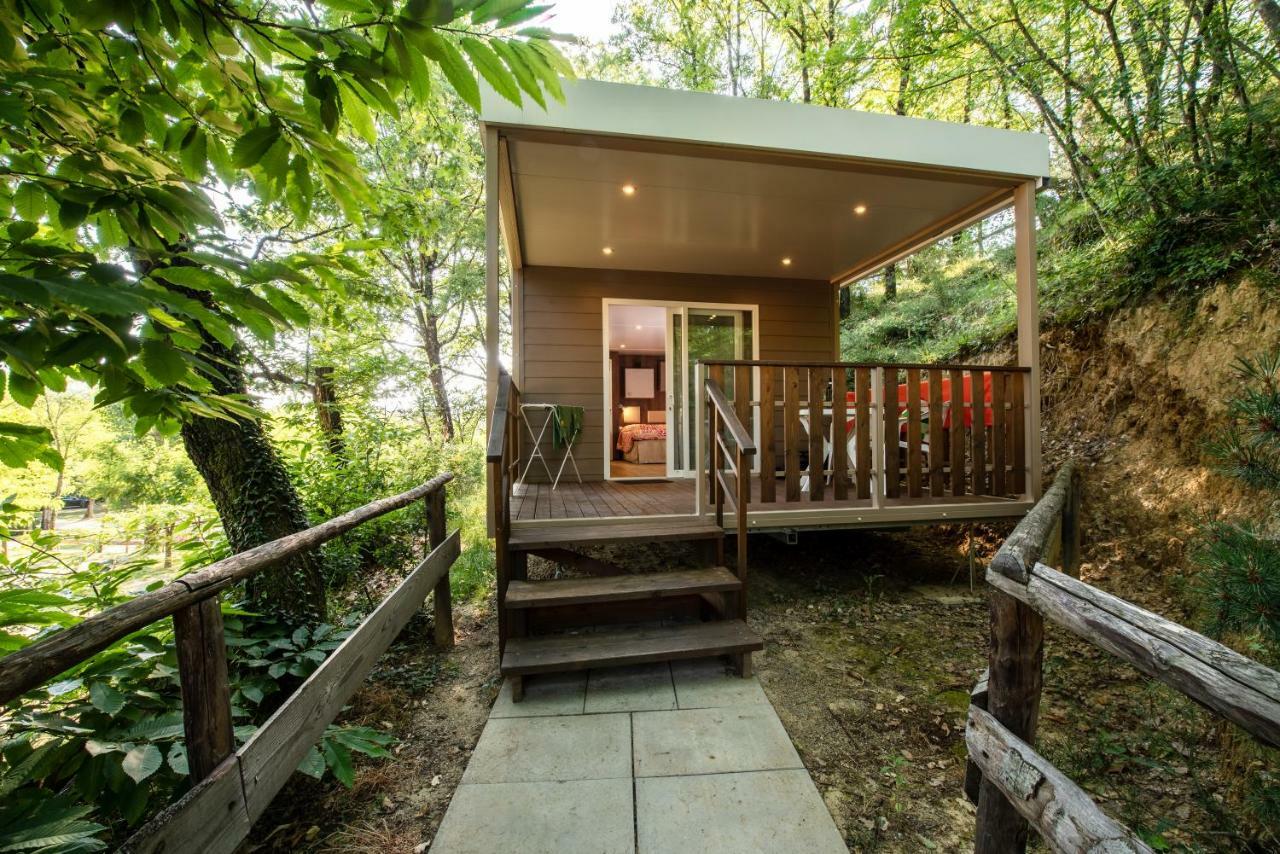 Camping Village Il Poggetto Troghi Luaran gambar